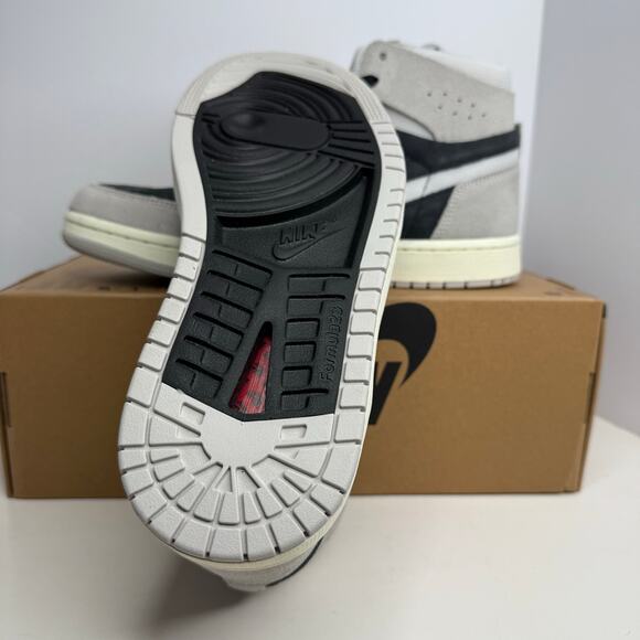 Air Jordan Zoom Comfort 2 Black Iron Grey Size 11 Women / Size 9.5 Men - Picture 3 of 8